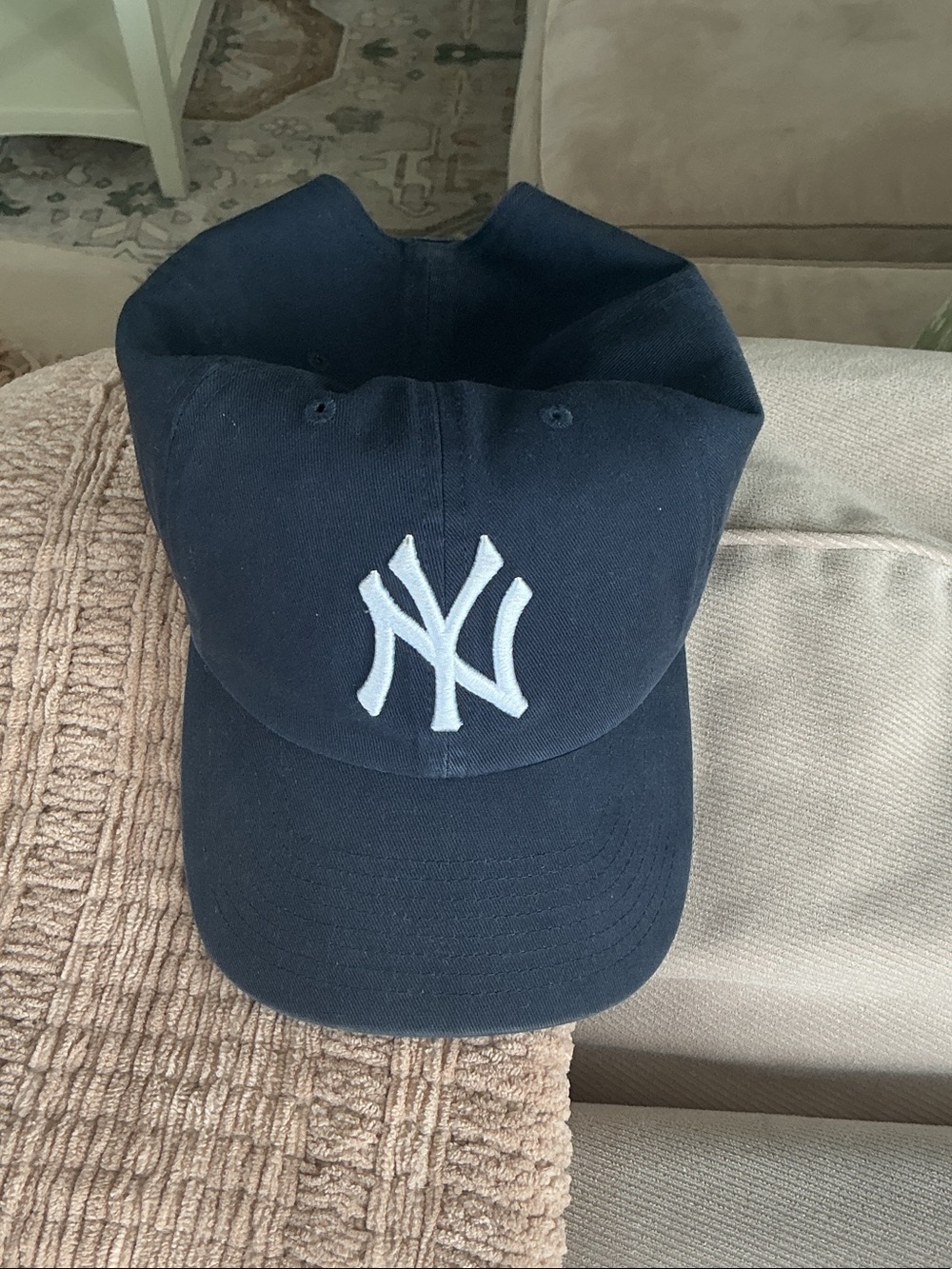 Mens 47 Navy Baseball Cap with White Logo ny Yankees